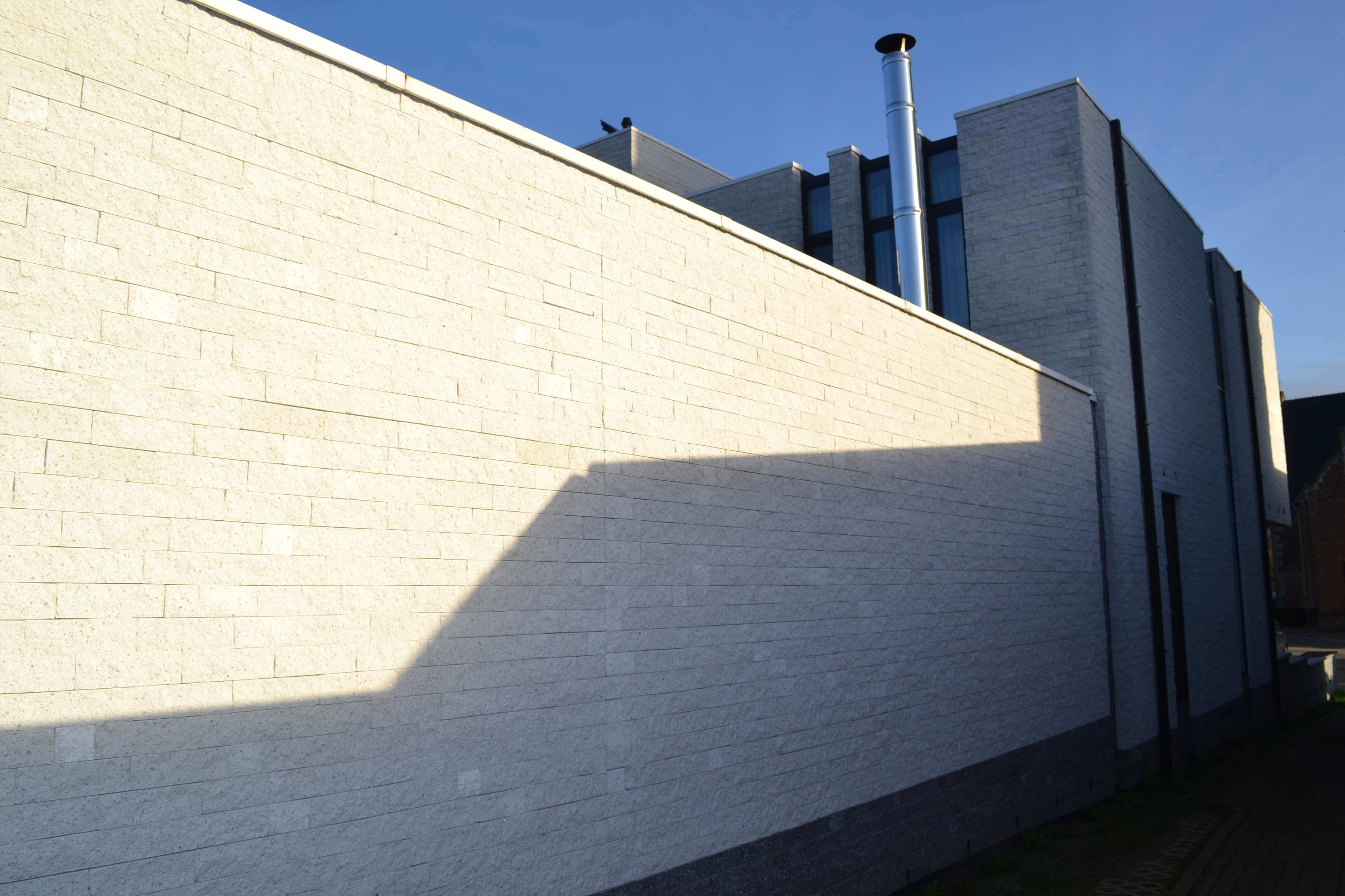 zijgevel witte gevelstenen moderne bouwstijl nieuwbouwwoning(2)