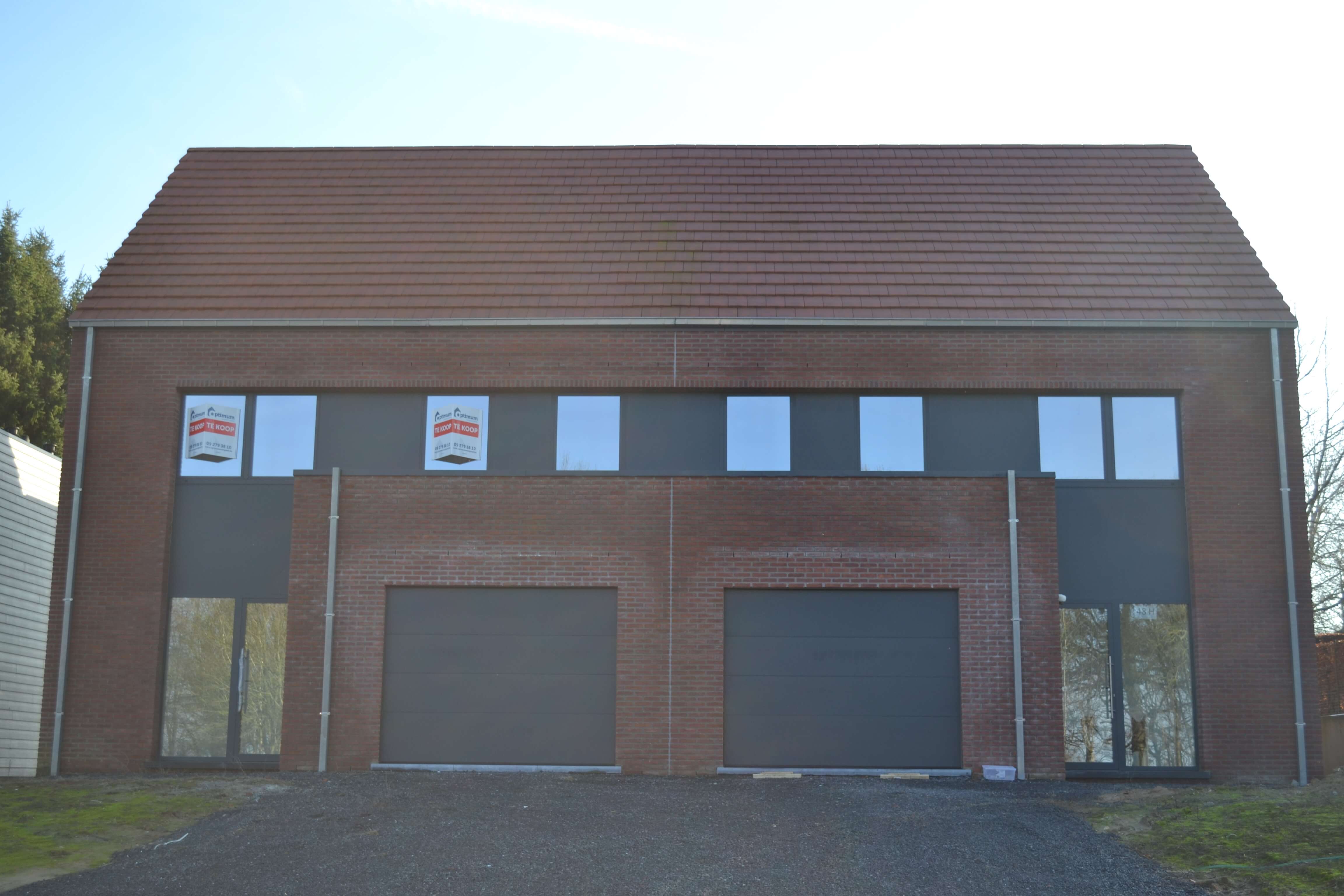 Flobecq meerdere gezinswoningen (projectontwikkeling)