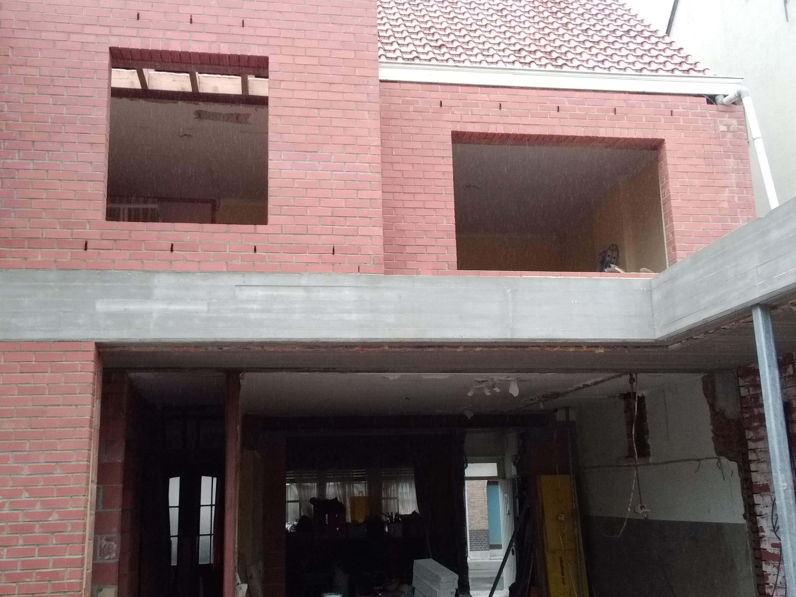 detail achtergevel met zichtbeton