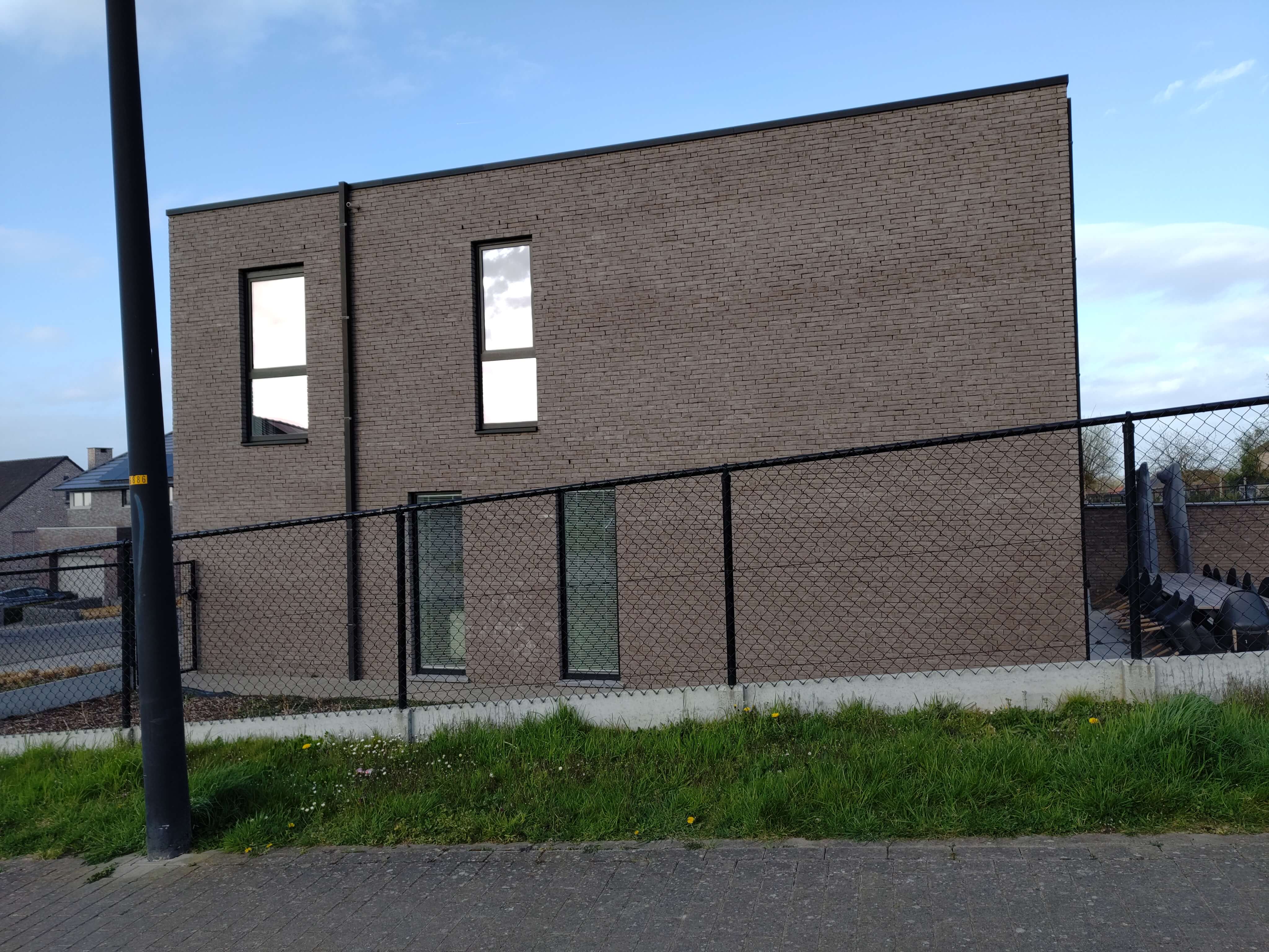 zijgevel van één van de nieuwbouwwoningen