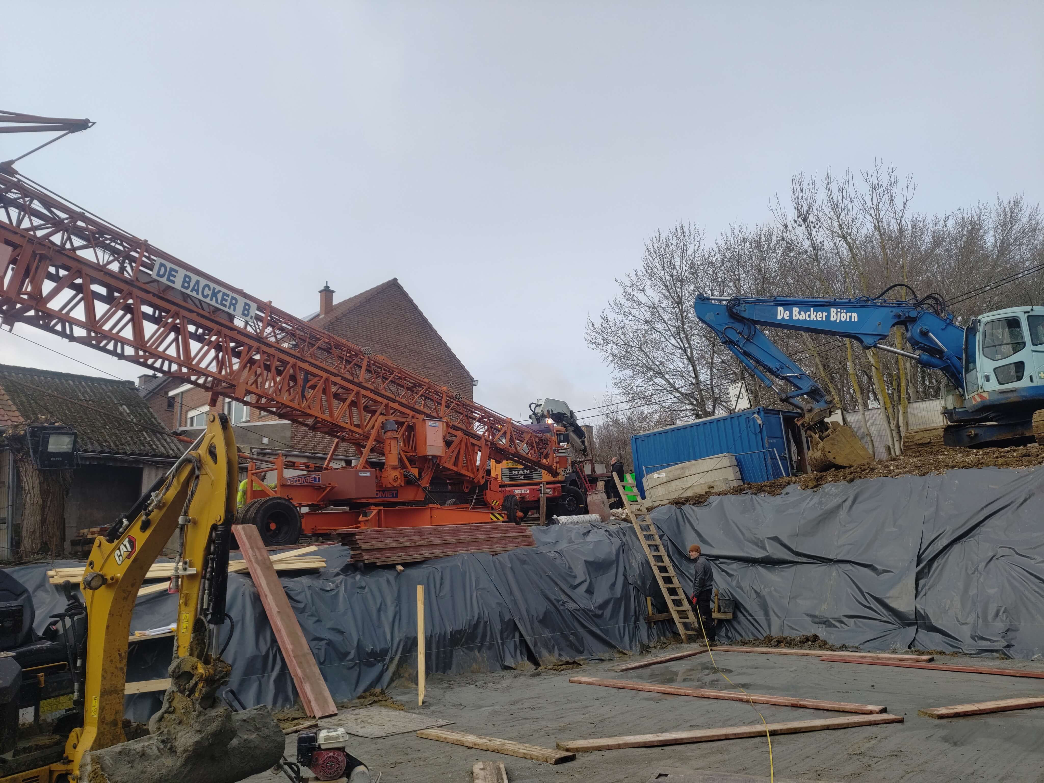 voorbereidende grondwerken bouw kelder in beton