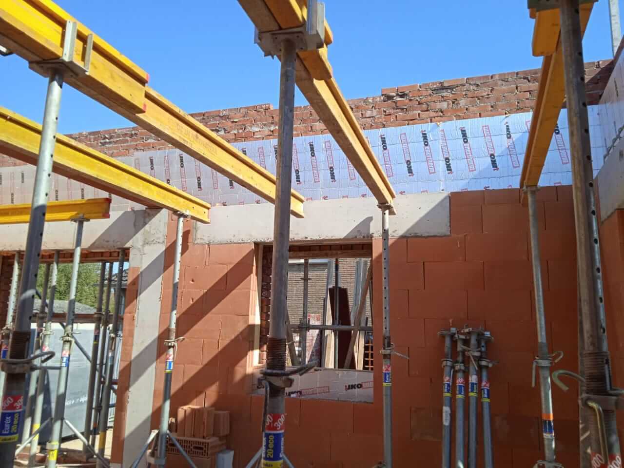 stut- en constructiewerken binnenkant verbouwing Schendelbeke